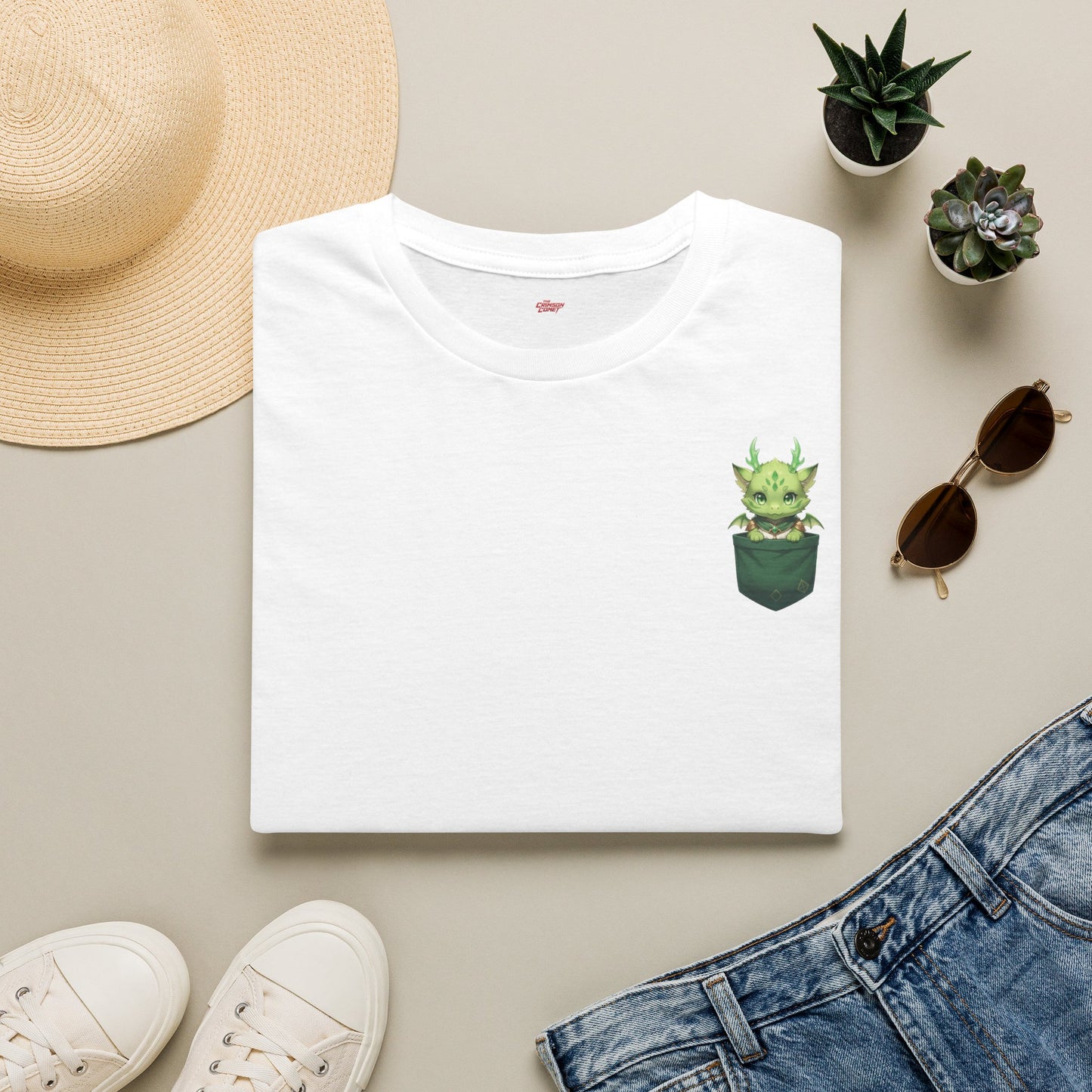 Pocket dragon • T-Shirt