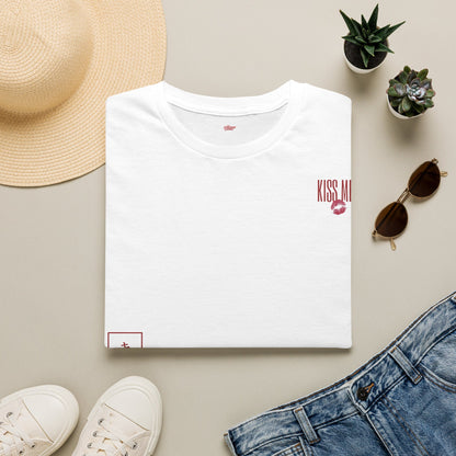 Kiss me • T-Shirt