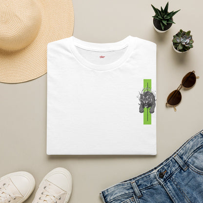 Roaring tiger • T-Shirt